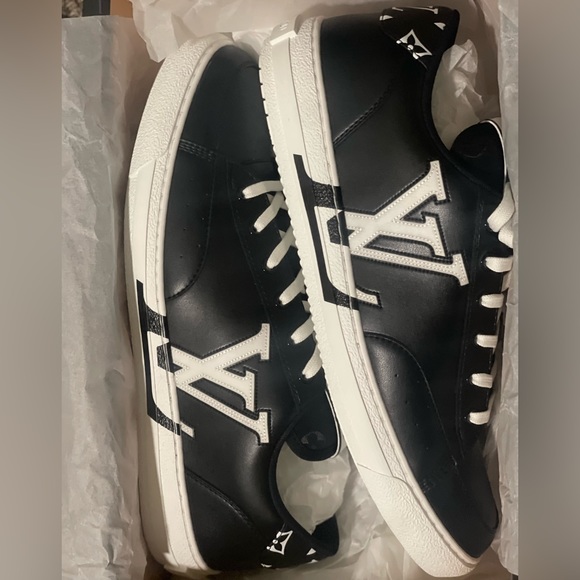 Louis Vuitton Charlie Sneaker - Picture 5 of 5